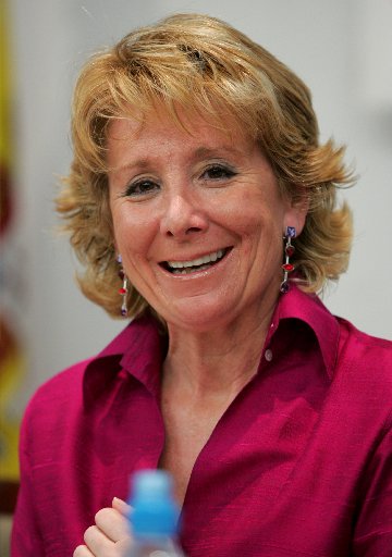 esperanzaaguirre.jpg